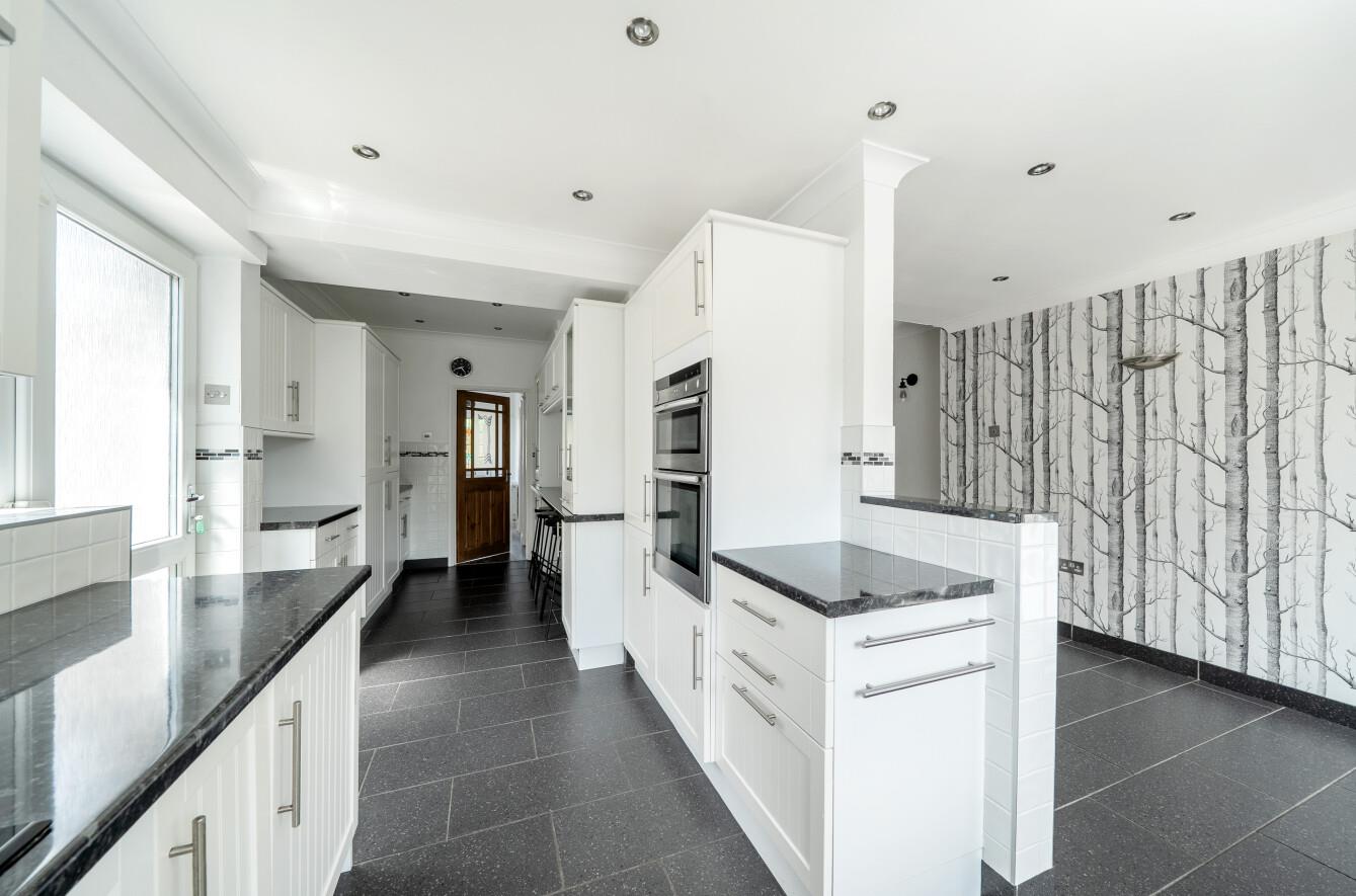 Glan Yr Afon Road, Sketty, Swansea